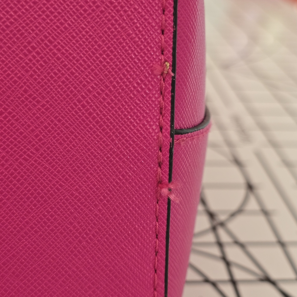 Pink Zip Tote - Target - Picture 10 of 16